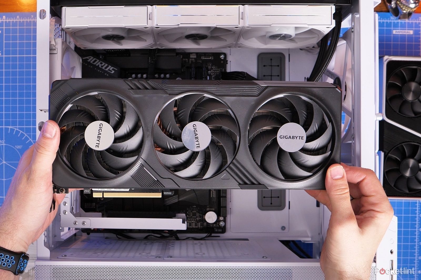 PC Building Basics: Can Any Graphics Card Fit in A PC?插图2